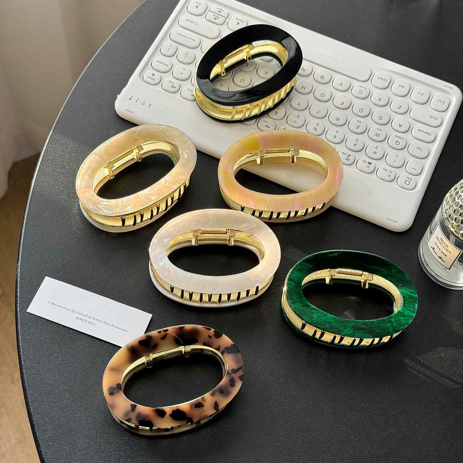 Grote ovale metalen clip acetaat haaraccessoire voor vrouwen grils